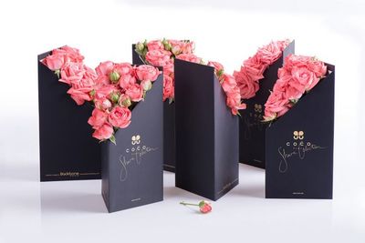 花卉品牌包裝設(shè)計(jì) 賦予禮品花卉獨(dú)特情感與價(jià)值